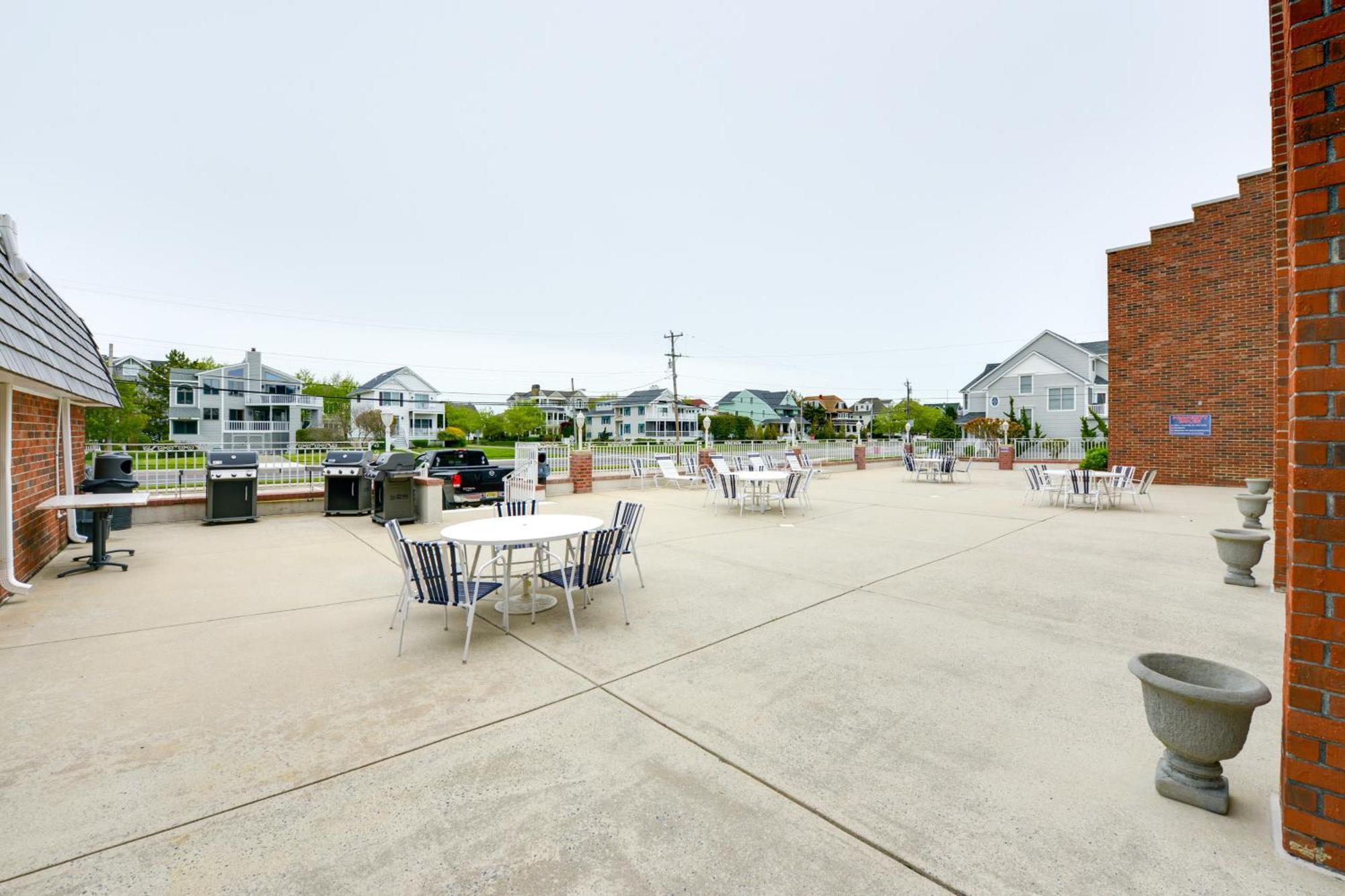 Bright Condo Half-Block to Cape May Beach! Esterno foto